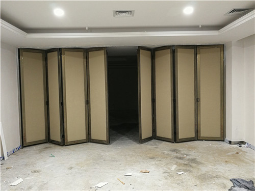 武漢折疊門(mén)安裝